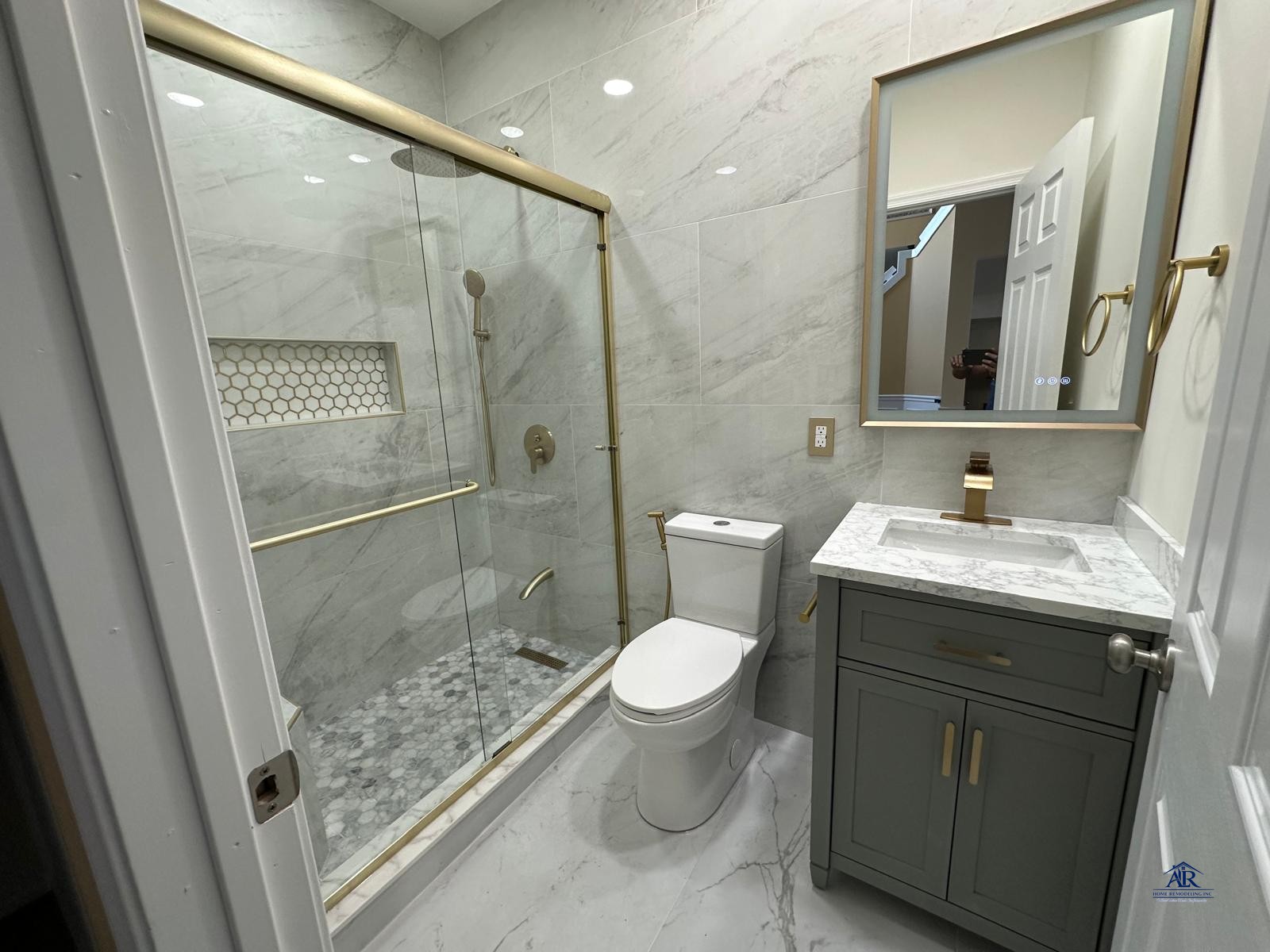 Spa-Inspired Bath Design