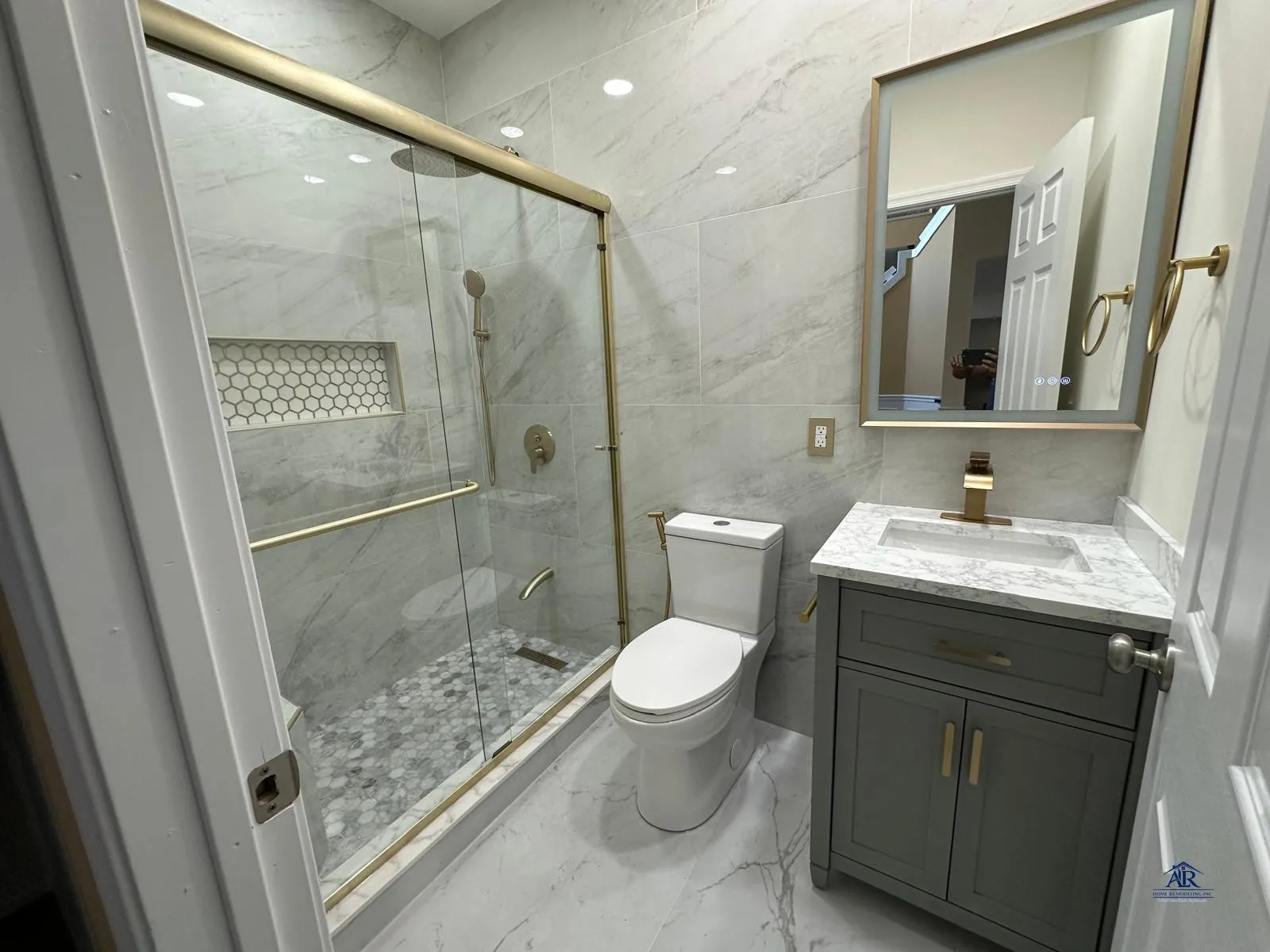 Spa-Inspired Bath Design